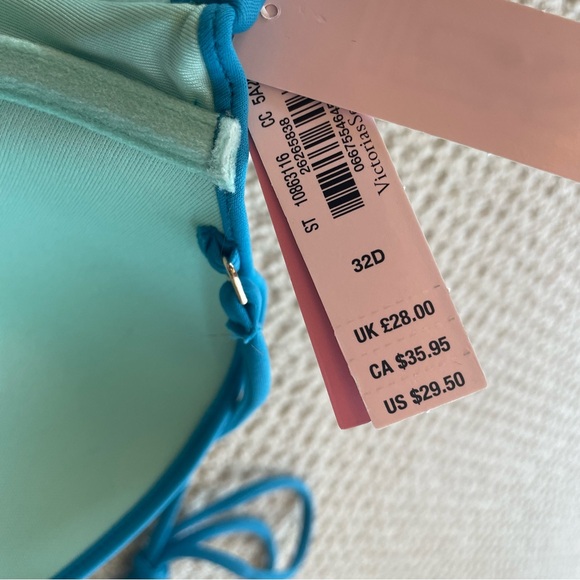 NWT Victoria’s Secret Bandeau Bikini Top Size 32D - Picture 7 of 7